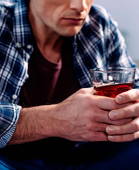 Тошнота и зависимость от алкоголя